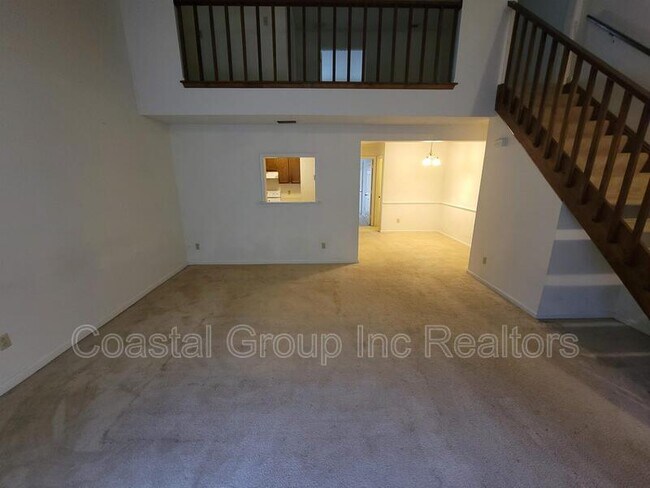 Foto del edificio - 702 Goose Creek Ct