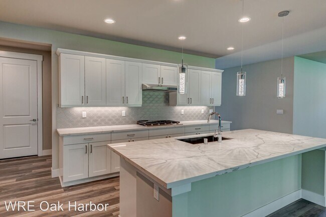 Building Photo - 3 br, 2.5 bath House - 1162 Seawall Ln