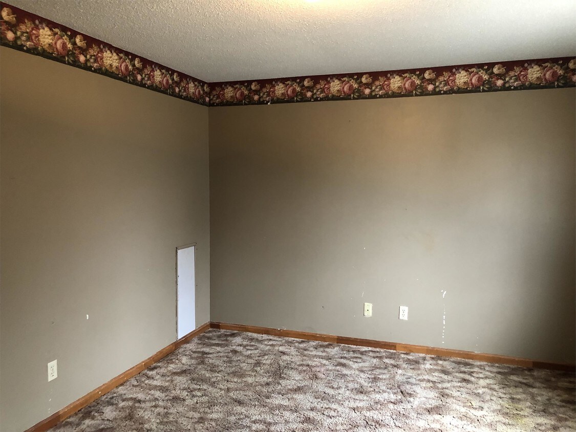 Primary Photo - 309 Reynolds Ave