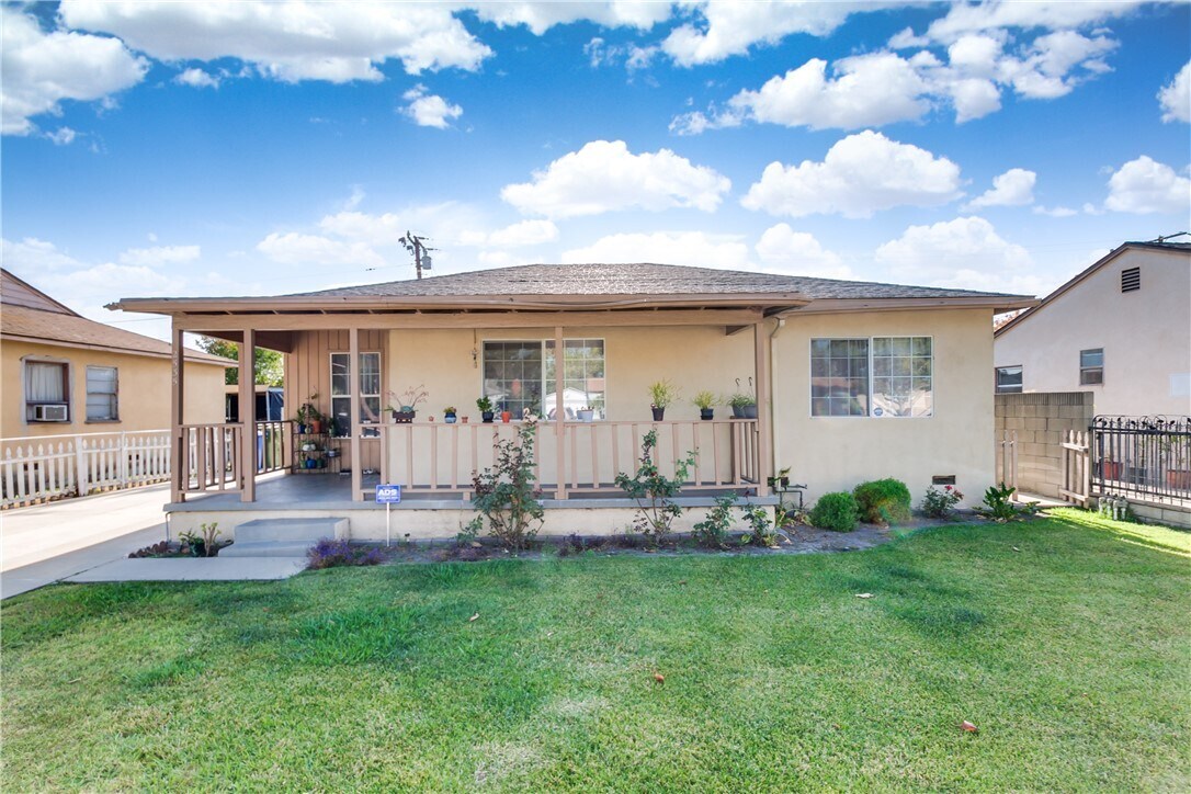 Foto principal - 2535 Muscatel Ave