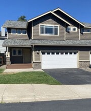 Building Photo - 104 Vineyard Ln