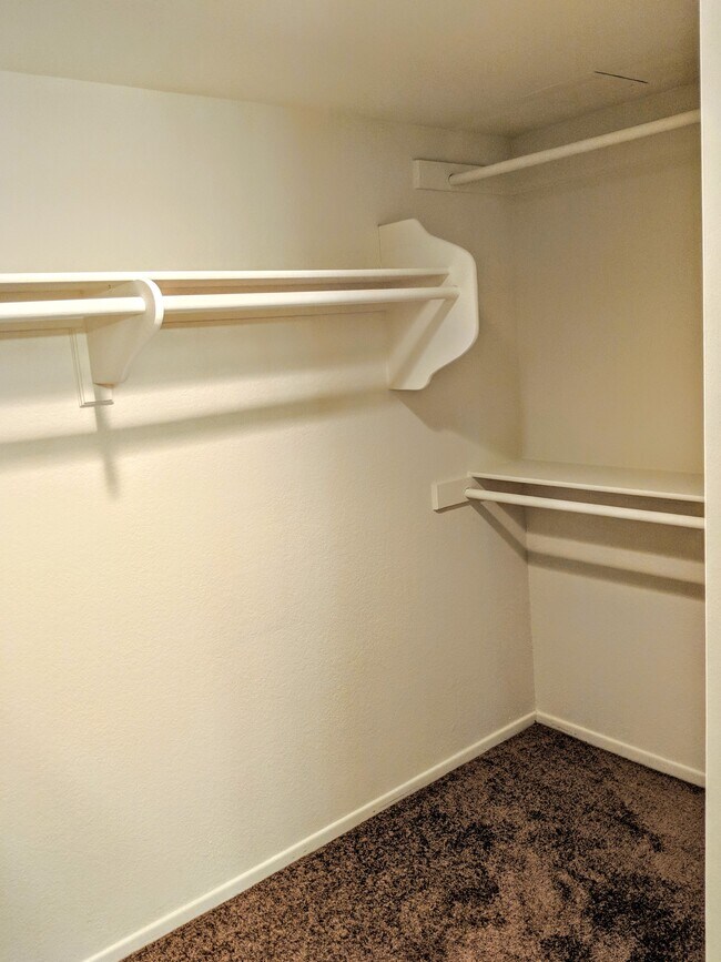 5728 Oak Bend Ln Unit 212, Agoura Hills, CA 91377 Condo for Rent in