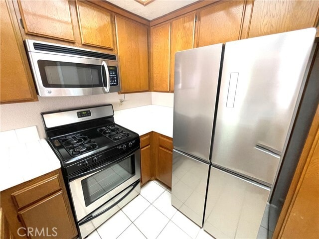 Building Photo - 2563 Plaza del Amo