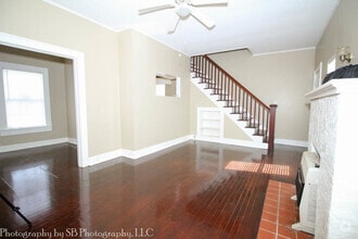 Building Photo - 228 Lister St