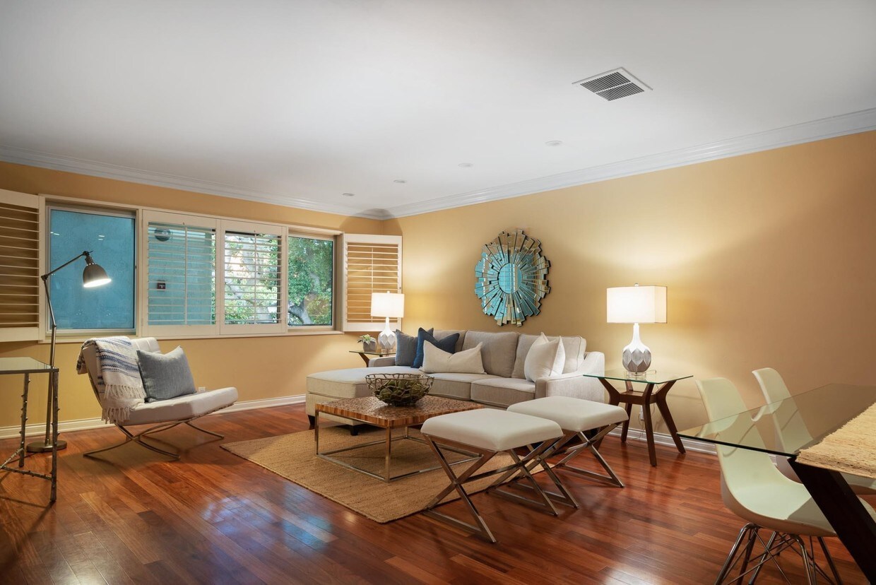 Foto principal - 1701 Anacapa St