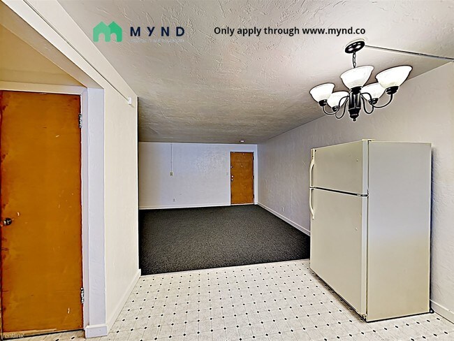 Foto del edificio - 1 br, 1 bath  - 1528 W Irving St Apt 2 Apt 2