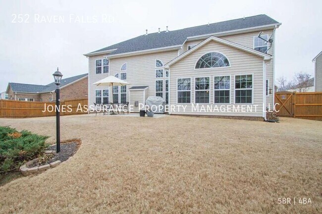 Foto del edificio - 252 Raven Falls Ln