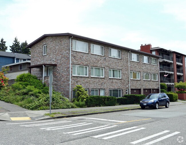 Foto del edificio - 2866 32nd Ave W
