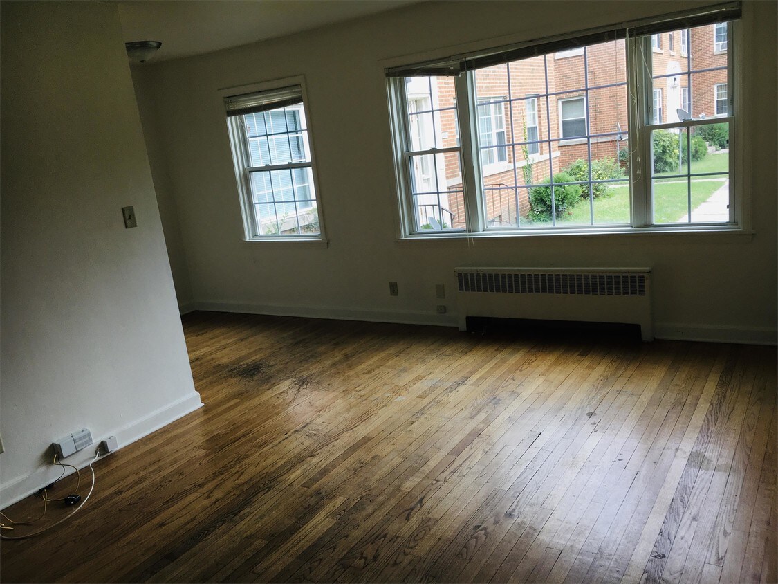 Foto principal - 4526 W Fond Du Lac Ave