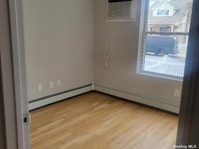 Foto del edificio - 174-18 128th Ave
