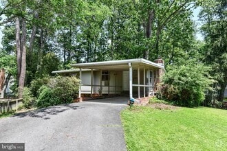 Building Photo - 7632 Holmes Run Dr
