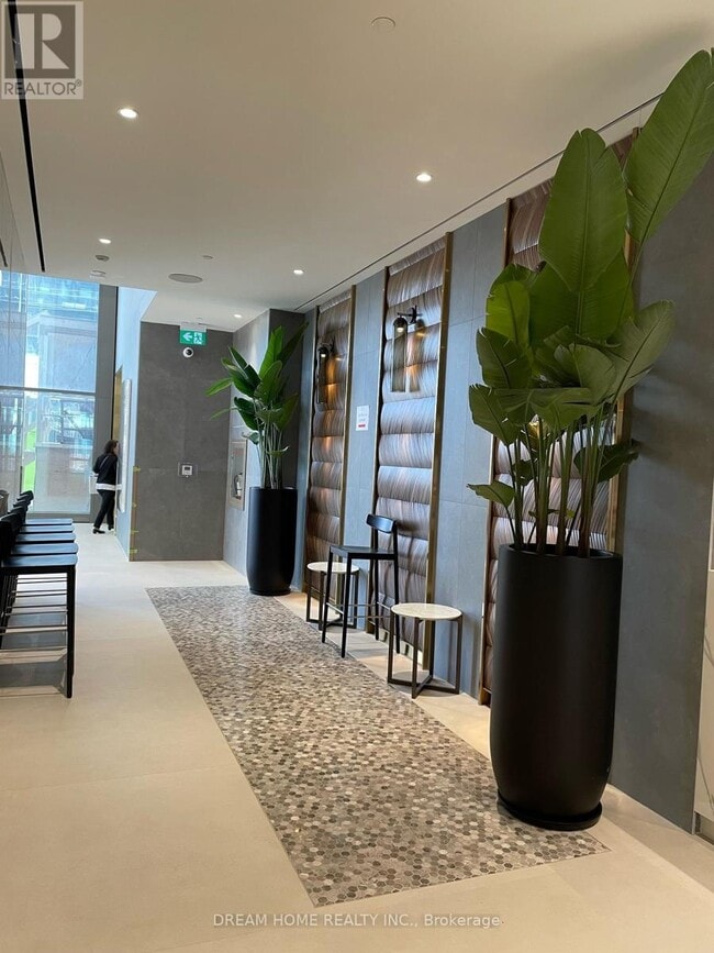 Building Photo - 7890 Jane St