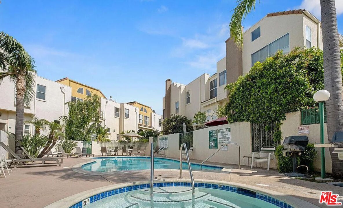 5420 Sylmar Ave Unit 201, Los Angeles, CA 91401 Apartment for Rent in