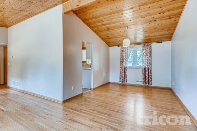 Foto del edificio - 9241 34th Ave N