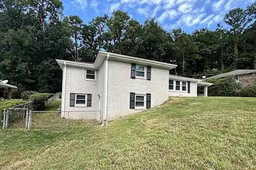 Building Photo - 1688 Mary Lou Ln SE
