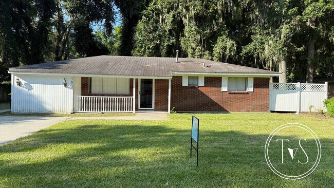 Foto del edificio - Charming 3-bedrooms/1-bath home in LaRoche Park