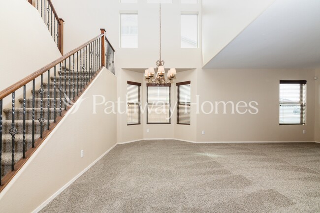 Building Photo - 30789 N Muscovite Dr
