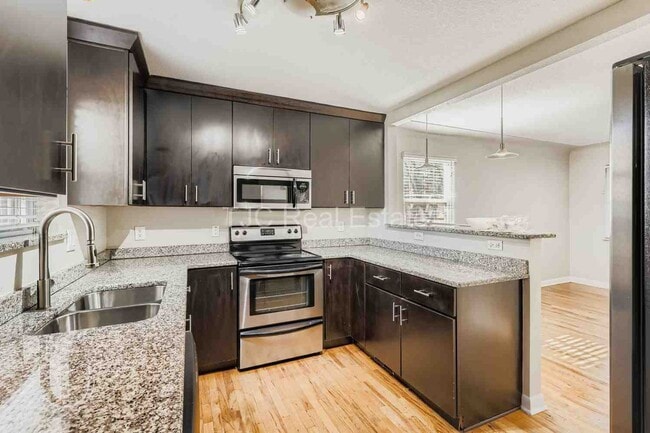 Photo - 3130 St Paul St House