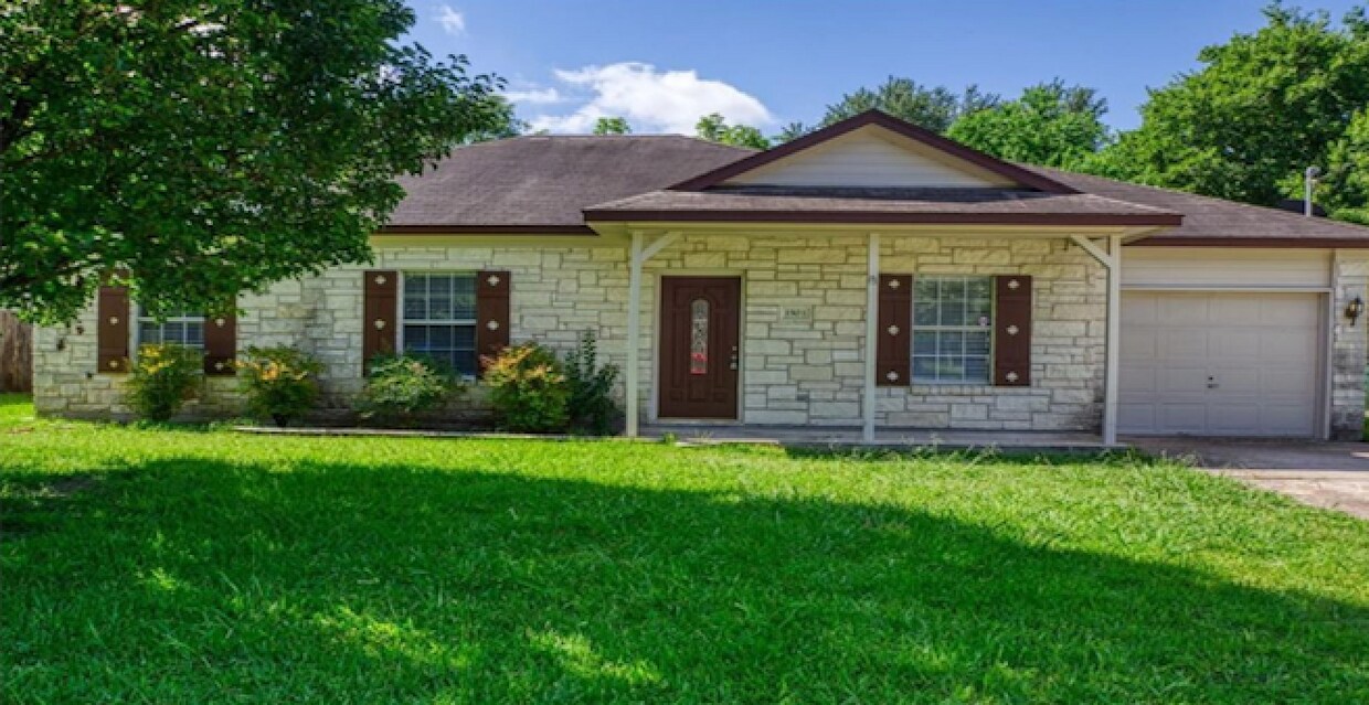 1503 Prather St, Taylor, TX 76574 House for Rent in Taylor, TX