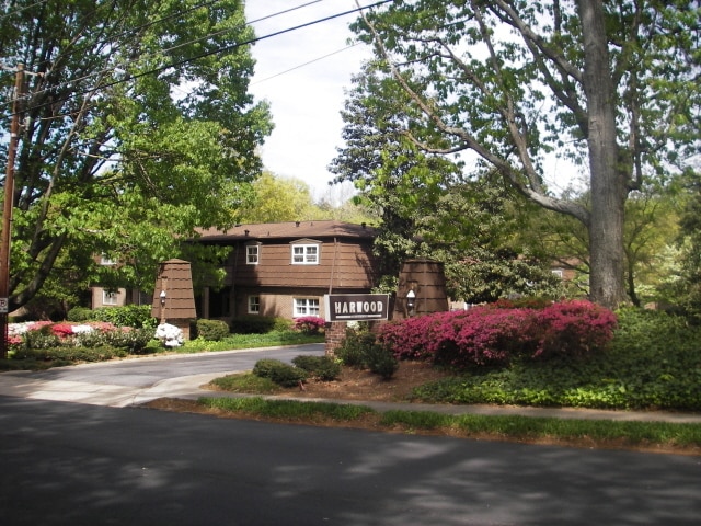 Harwood Entrance - 763 Houston Mill Rd NE