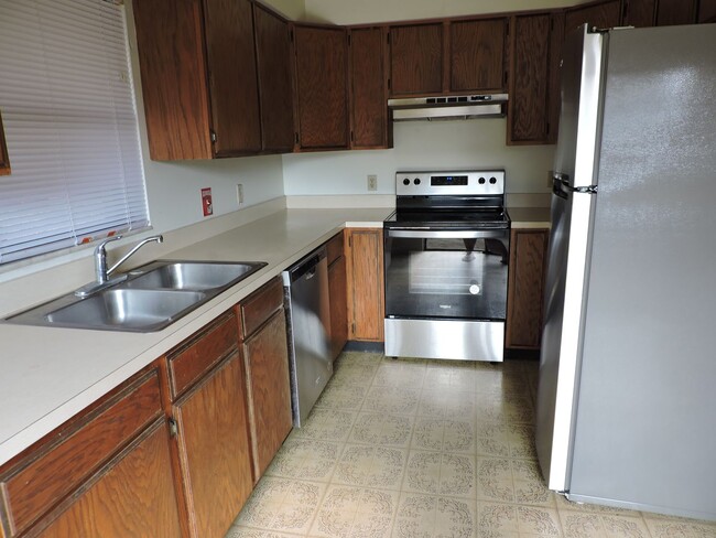 Foto del edificio - 670 SW Cardinal Dr