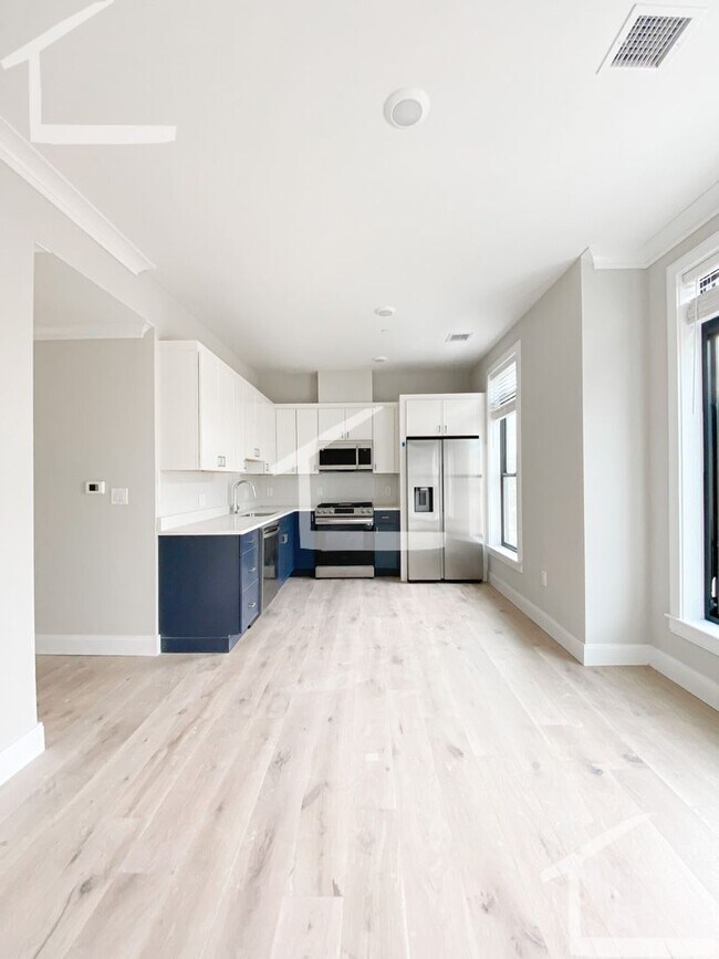 Building Photo - No Brokers Fee, No Security Deposit, New C...
