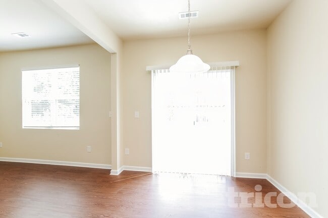 Building Photo - 2058 Aragon Lane