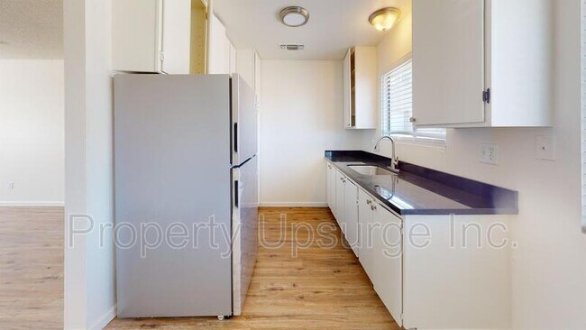 Foto del edificio - 1710 Bruce St