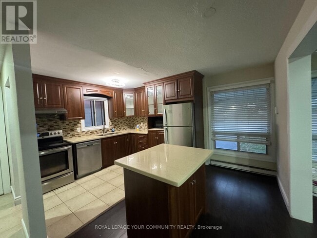 Building Photo - 24 Grand River Ct