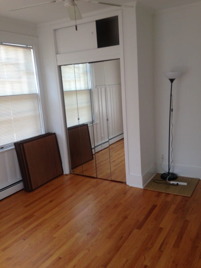 Bedroom - 165 Waterman St
