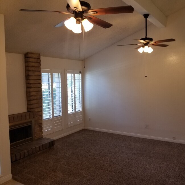 Foto del edificio - 2601 Edmonton St