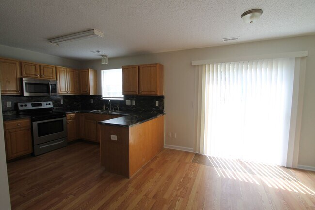 Foto del edificio - Exclusively offered by MUSE REALTY, LLC