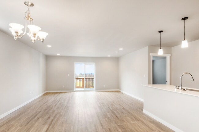 Foto del edificio - Newly Built 4bd 2.5ba in LSSD