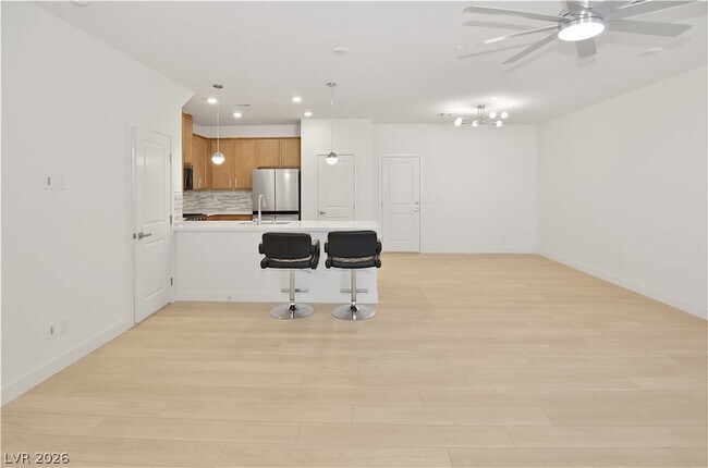 Foto del edificio - 12460 Kings Crk Pl