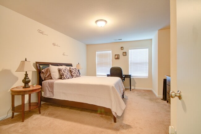 Building Photo - 16695 Wellhouse Dr