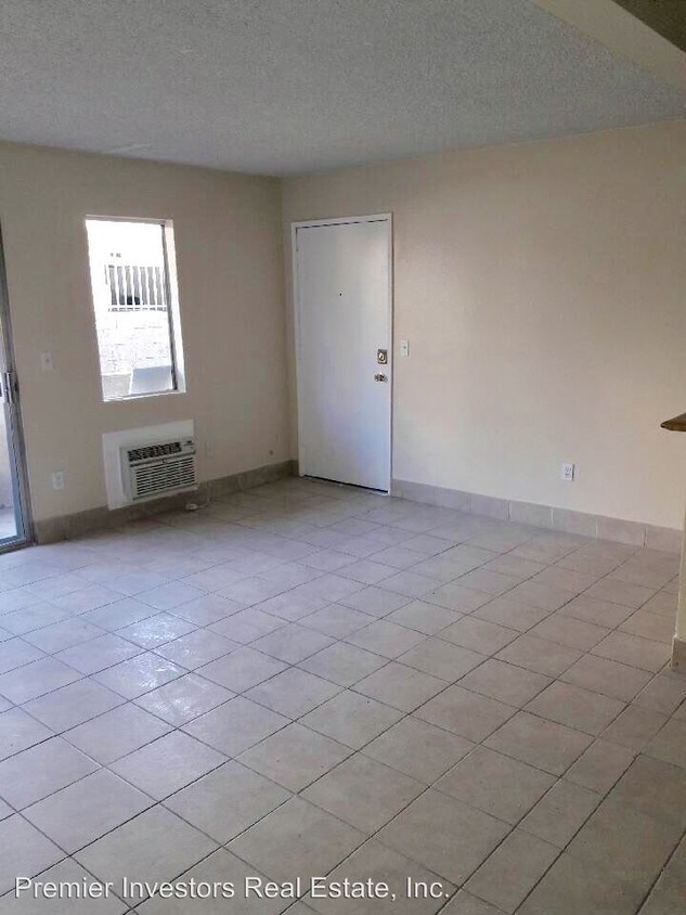 8733 Willis Ave, Panorama City, CA 91402 Condo for Rent in Panorama