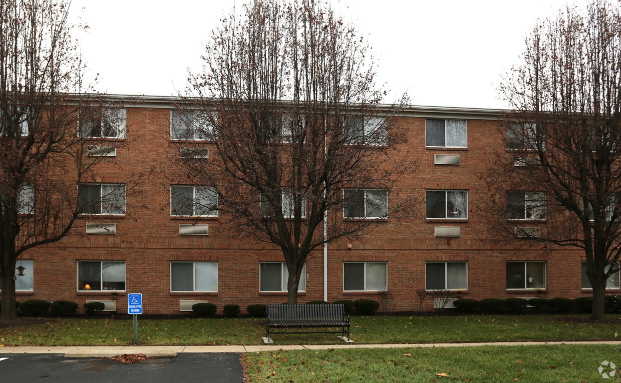 Building Photo - Sherman Glen