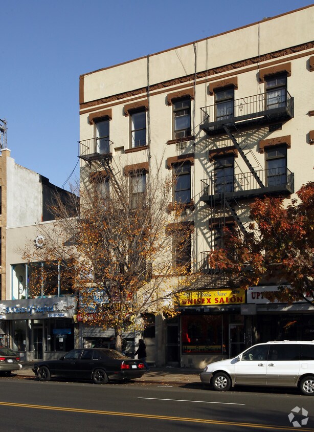 Primary Photo - 61-63 E 125th St