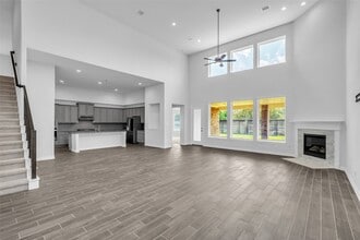 Building Photo - 2115 Jitterbug Ln