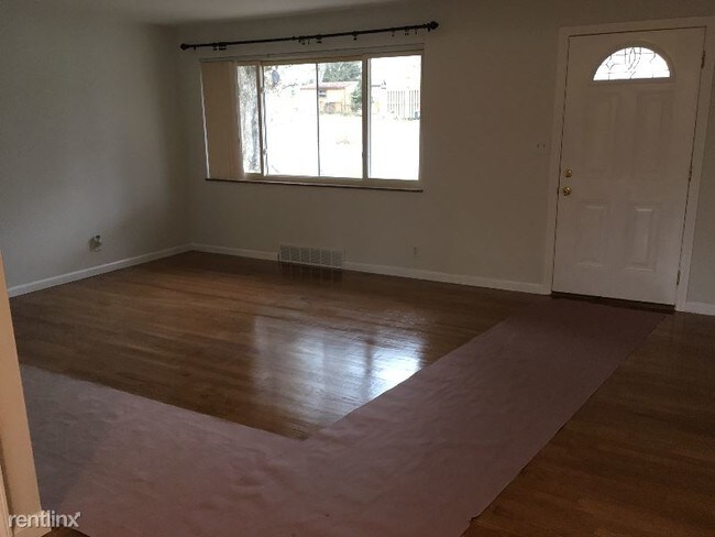 Foto del edificio - 2 br, 2 bath House - 4670 Kugler Mill Rd
