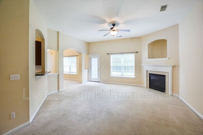 Building Photo - 7507 Hawks Cir