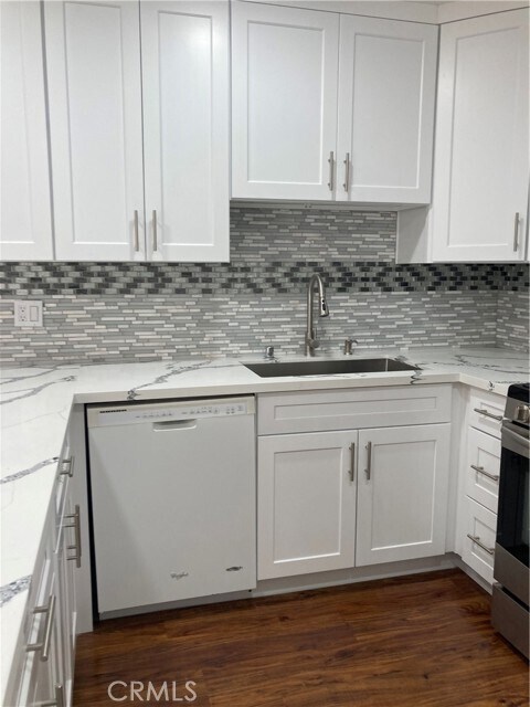 Foto principal - 159 Marywood Ave