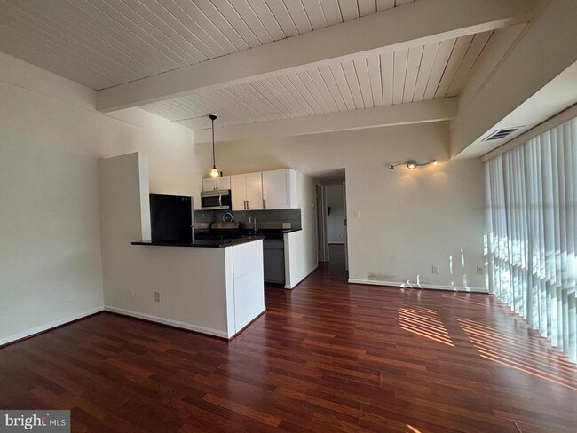 Building Photo - 7734 Donnybrook Ct