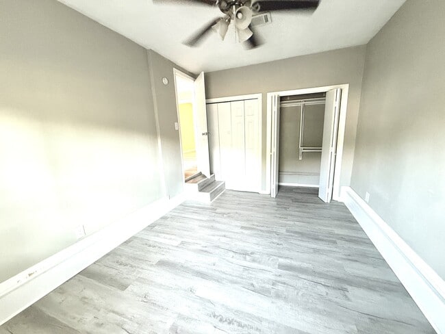 Foto del edificio - 404 Ash St NW