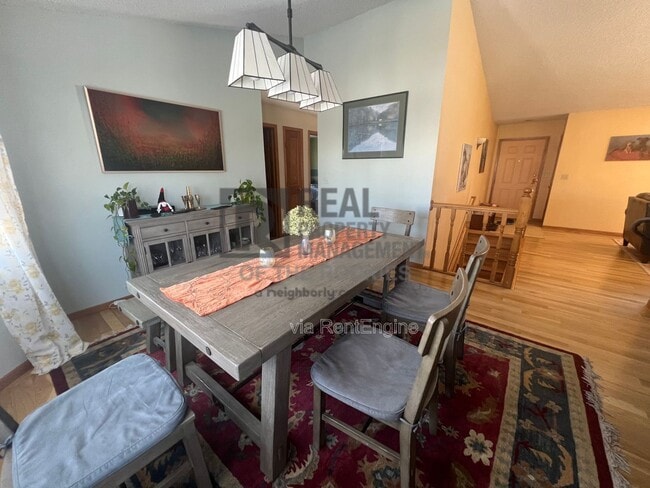 Foto del edificio - 1400 Hastings Dr