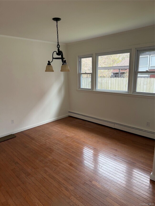 Foto del edificio - 21 Chateau Dr