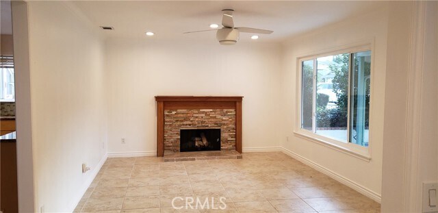 Foto del edificio - 14969 Sandalwood Ln