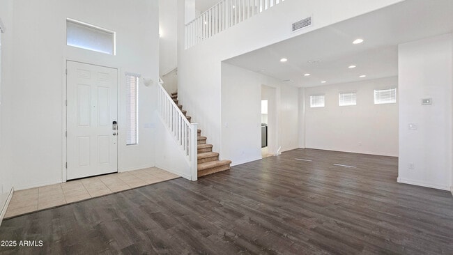 Foto del edificio - 1006 S 202nd Ln