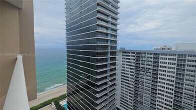 Building Photo - 1980 S Ocean Dr