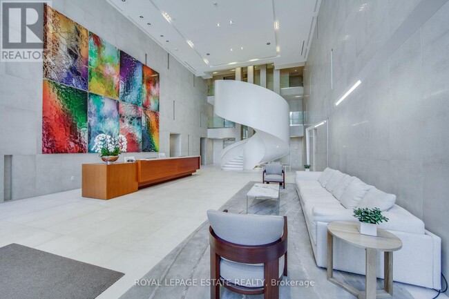 Photo du bâtiment - 170-170 Avenue Rd